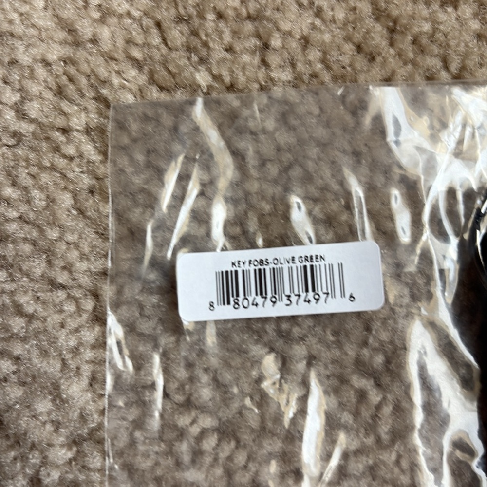 Lug Link Keychain-Olive Green-NWT - Picture 3 of 4